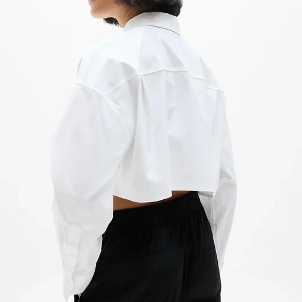 Athleta Midday Ultra Cropped Shirt | White | Size XL